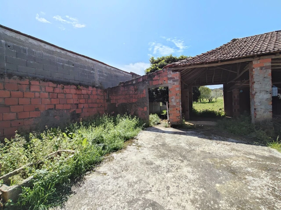 Moradia T4 para Venda em Alvorge Foto 5