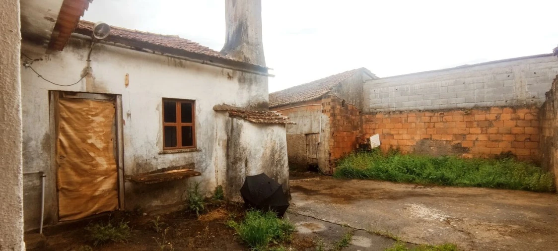 Moradia T4 para Venda em Alvorge Foto 11