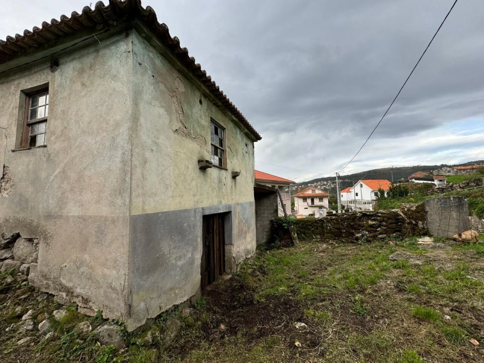 Moradia T2 para Venda em Gave Foto 7