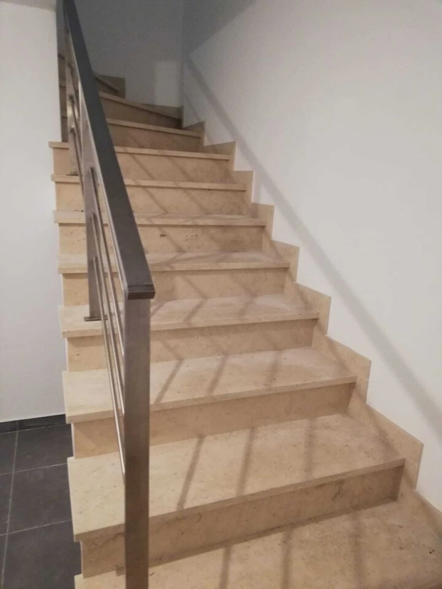 Moradia T4 para Venda em Nossa Senhora das Misericordias Foto 30