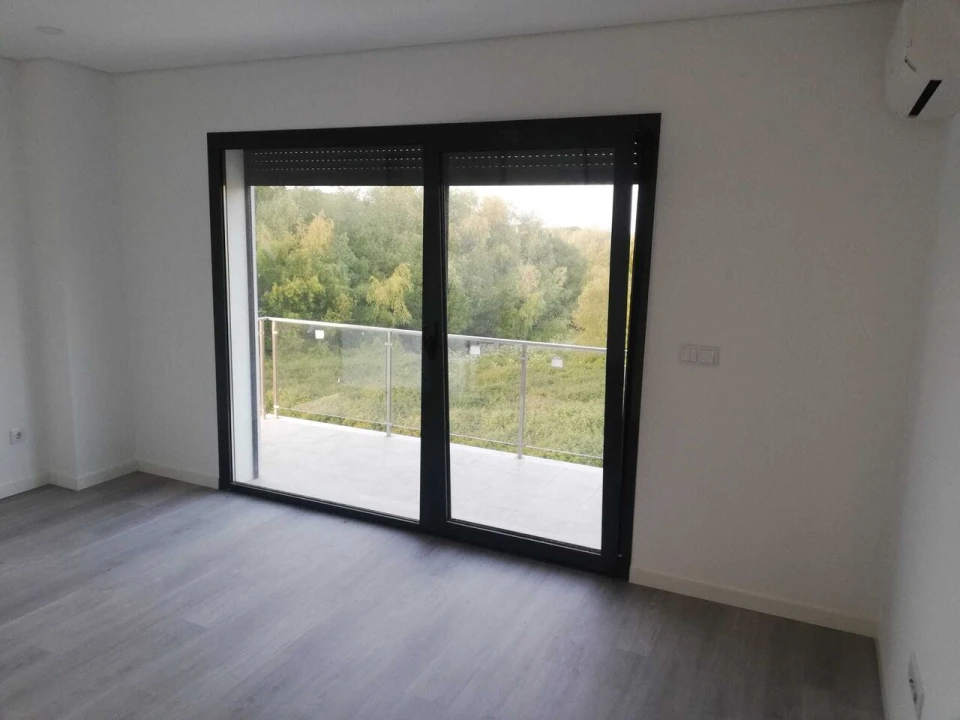 Moradia T4 para Venda em Nossa Senhora das Misericordias Foto 28