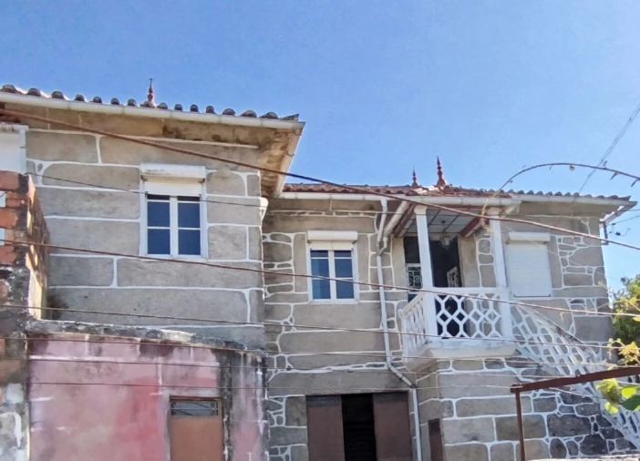 Moradia T2 para Venda em Penso Foto 4