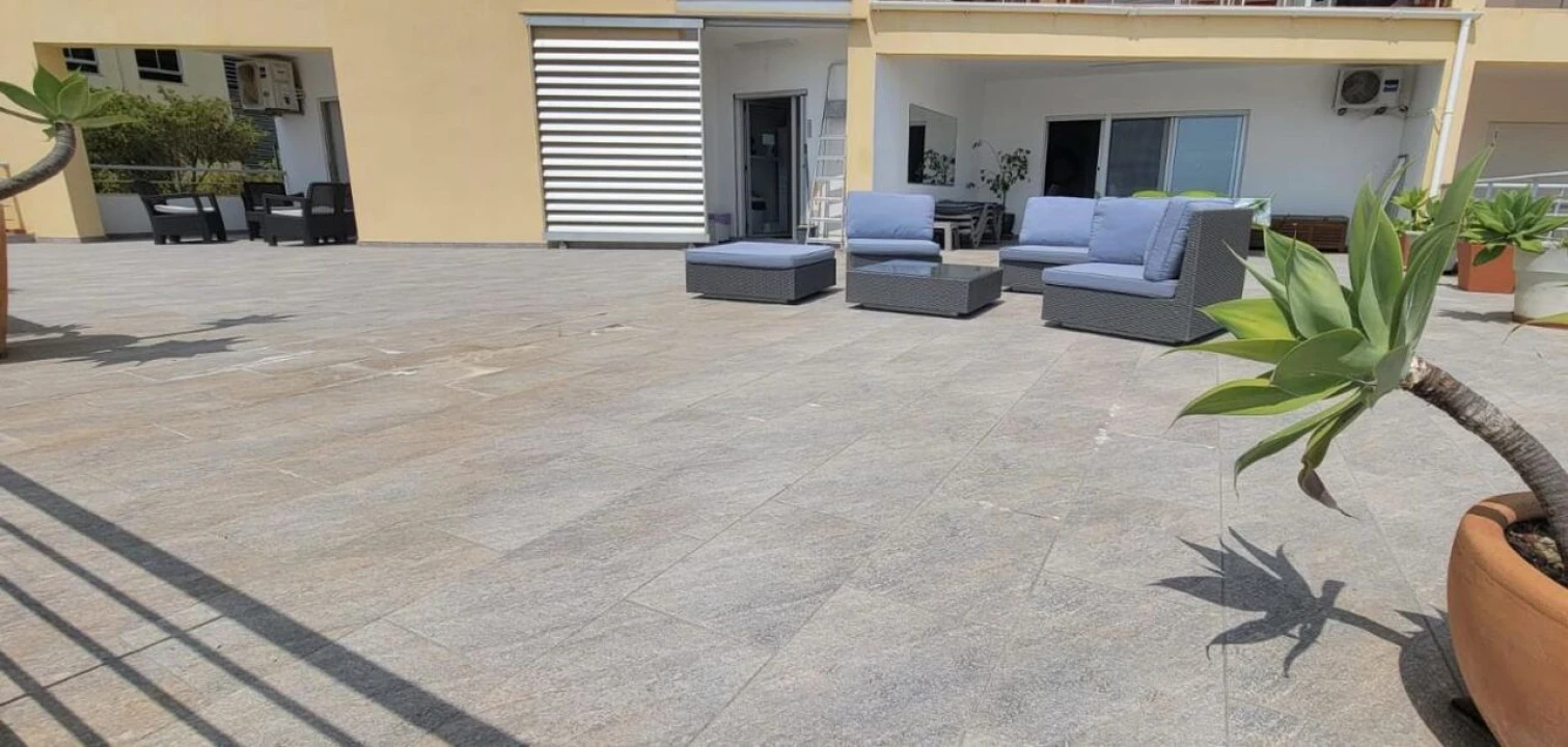 Apartamento T3 para Venda em Portimão Foto 12