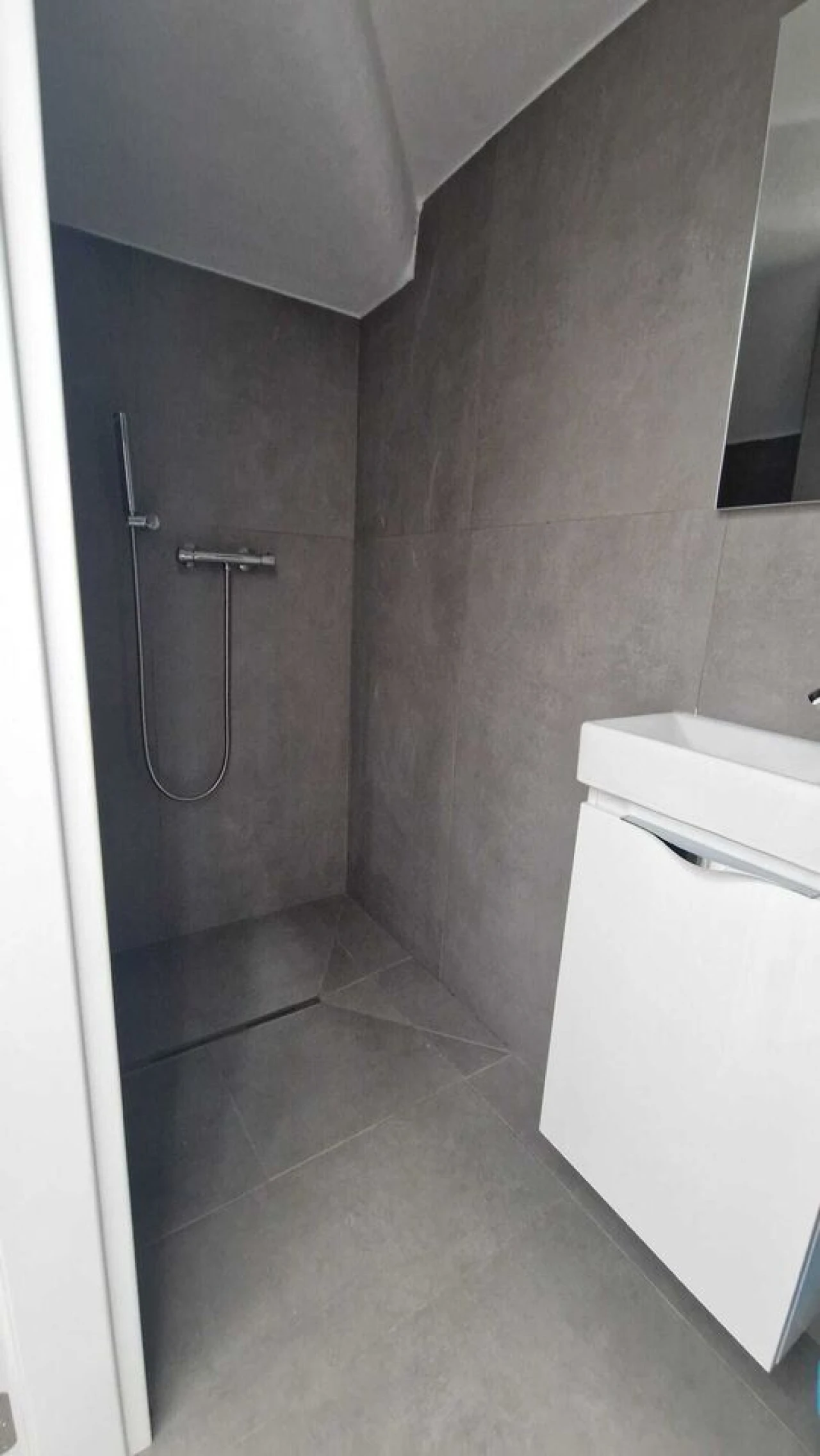 Moradia T3 para Venda em Quelfes Foto 3