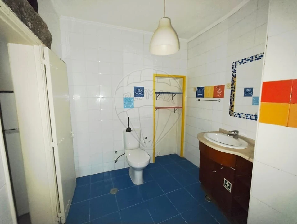 Apartamento T1 para Venda em Santa Maria Maior Foto 10