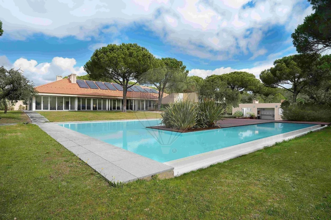 Moradia T5 para Venda em Santo Estêvão Foto 7