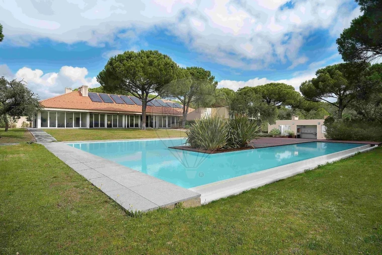 Moradia T5 para Venda em Santo Estêvão Foto 7