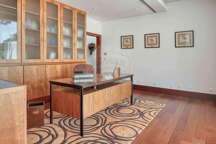 Moradia T5 para Venda em Santo Estêvão Foto 15