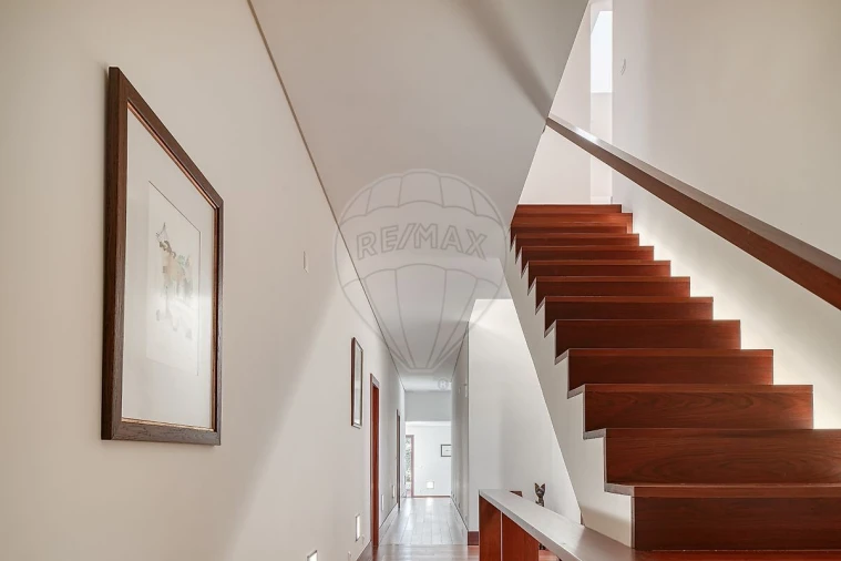 Moradia T5 para Venda em Santo Estêvão Foto 43