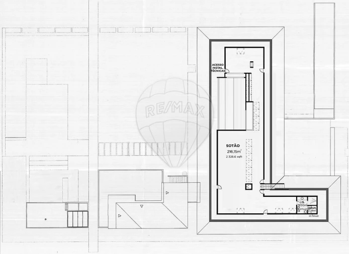 Moradia T5 para Venda em Santo Estêvão Foto 48