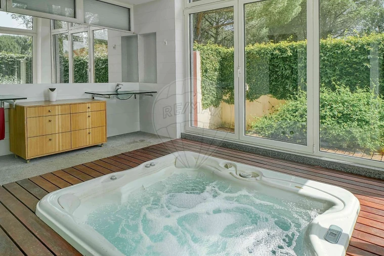 Moradia T5 para Venda em Santo Estêvão Foto 38