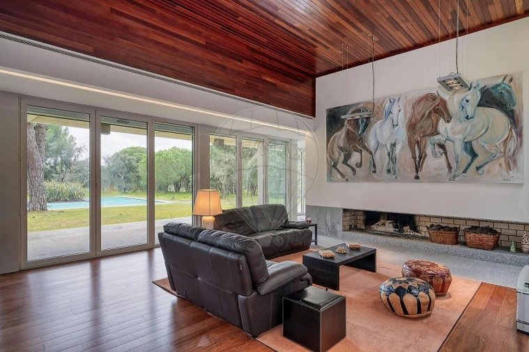 Moradia T5 para Venda em Santo Estêvão Foto 4