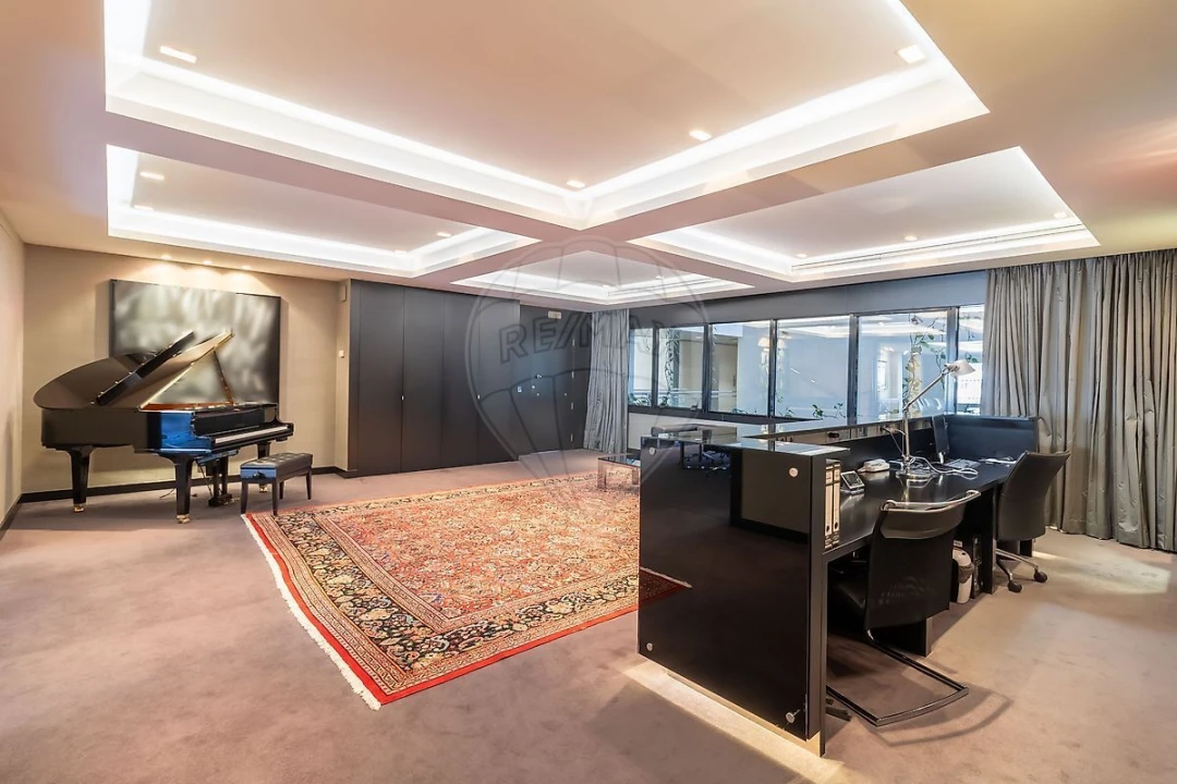 Escritório para Arrendamento em Santo António Foto 5