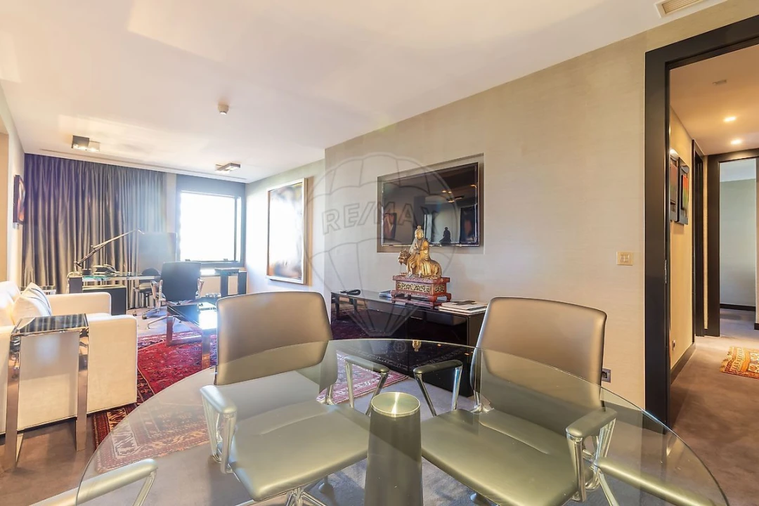 Escritório para Arrendamento em Santo António Foto 18