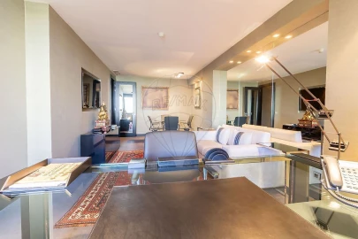 Escritório para Arrendamento em Santo António