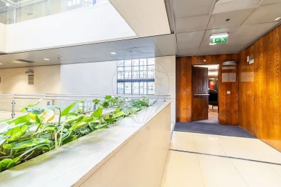 Escritório para Arrendamento em Santo António