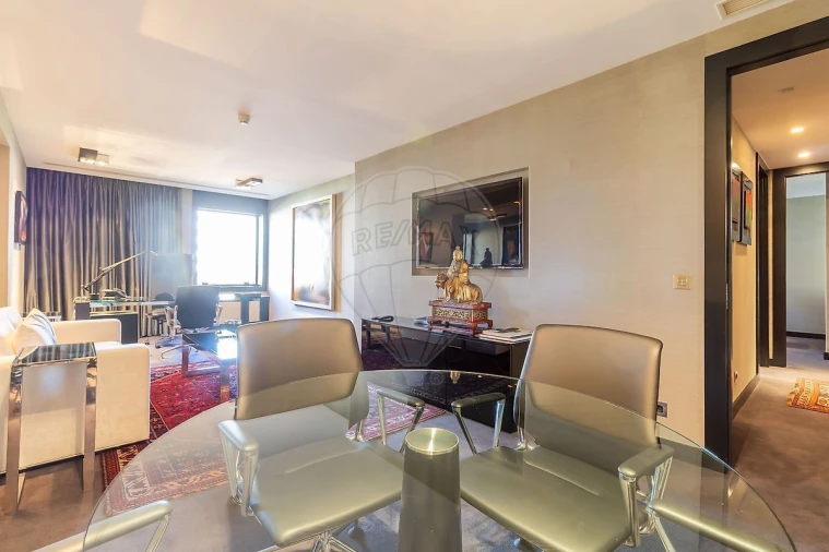 Escritório para Arrendamento em Santo António Foto 18