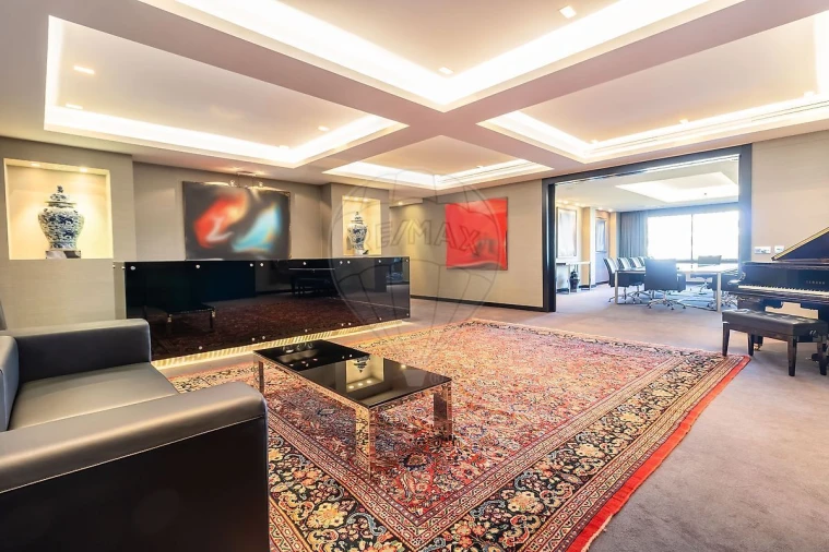 Escritório para Arrendamento em Santo António Foto 3