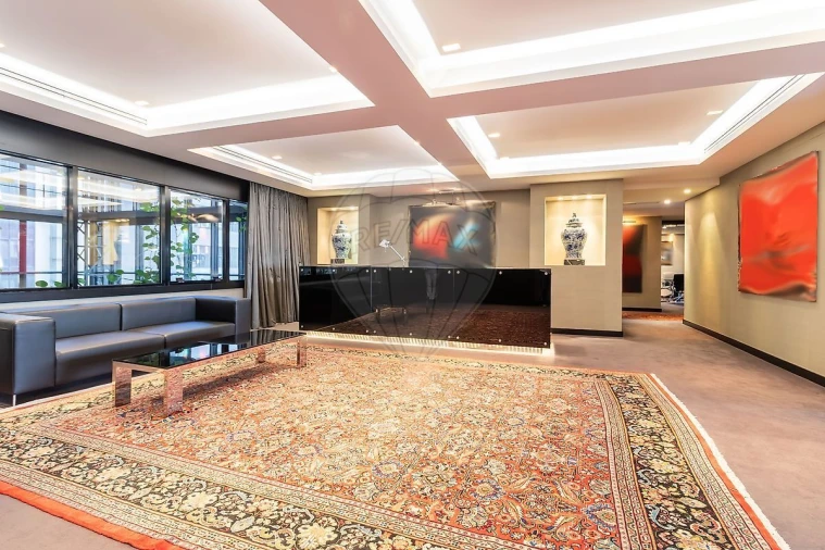 Escritório para Arrendamento em Santo António Foto 4