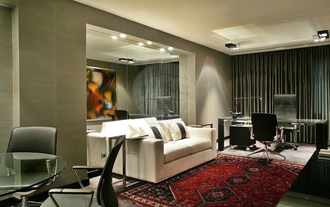 Escritório para Arrendamento em Santo António Foto 14