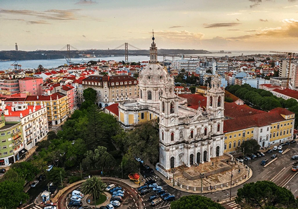 Apartamento T2 para Venda em Misericórdia Foto 32