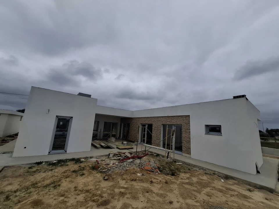 Moradia T3 para Venda em Montargil Foto 8