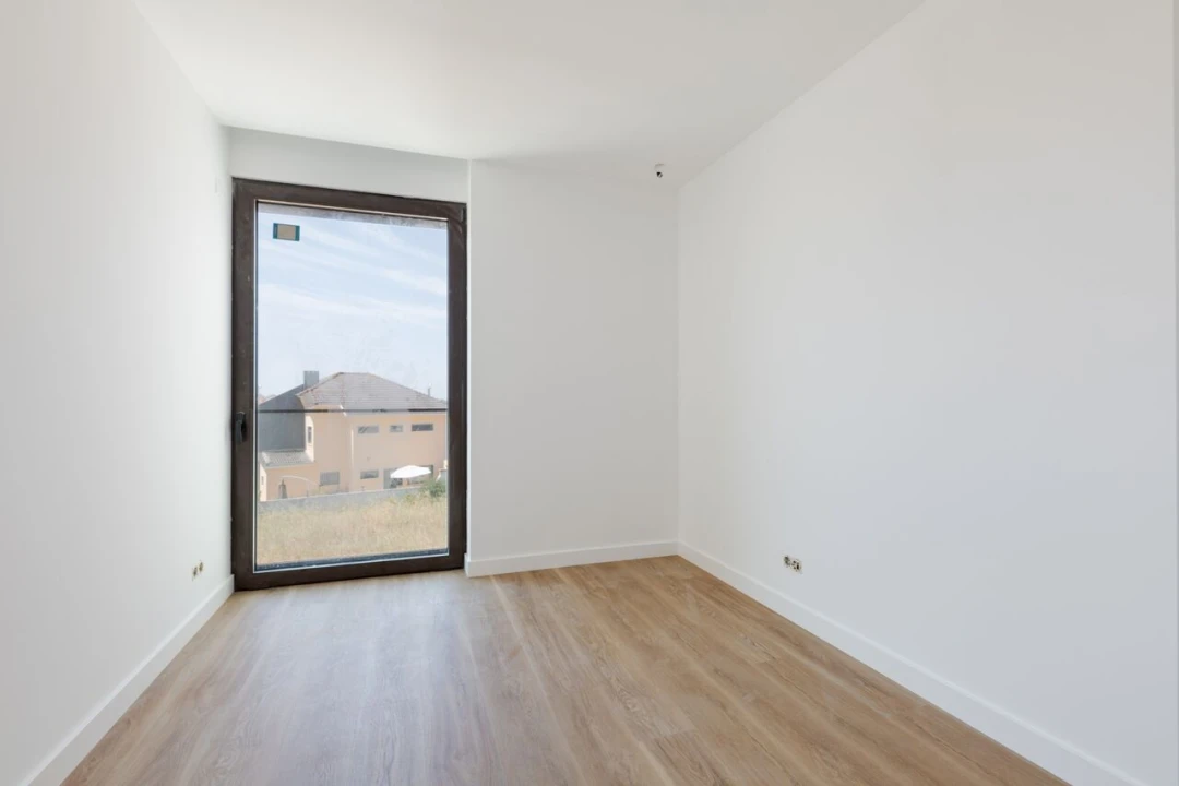 Moradia T3 para Venda em Alcabideche Foto 30