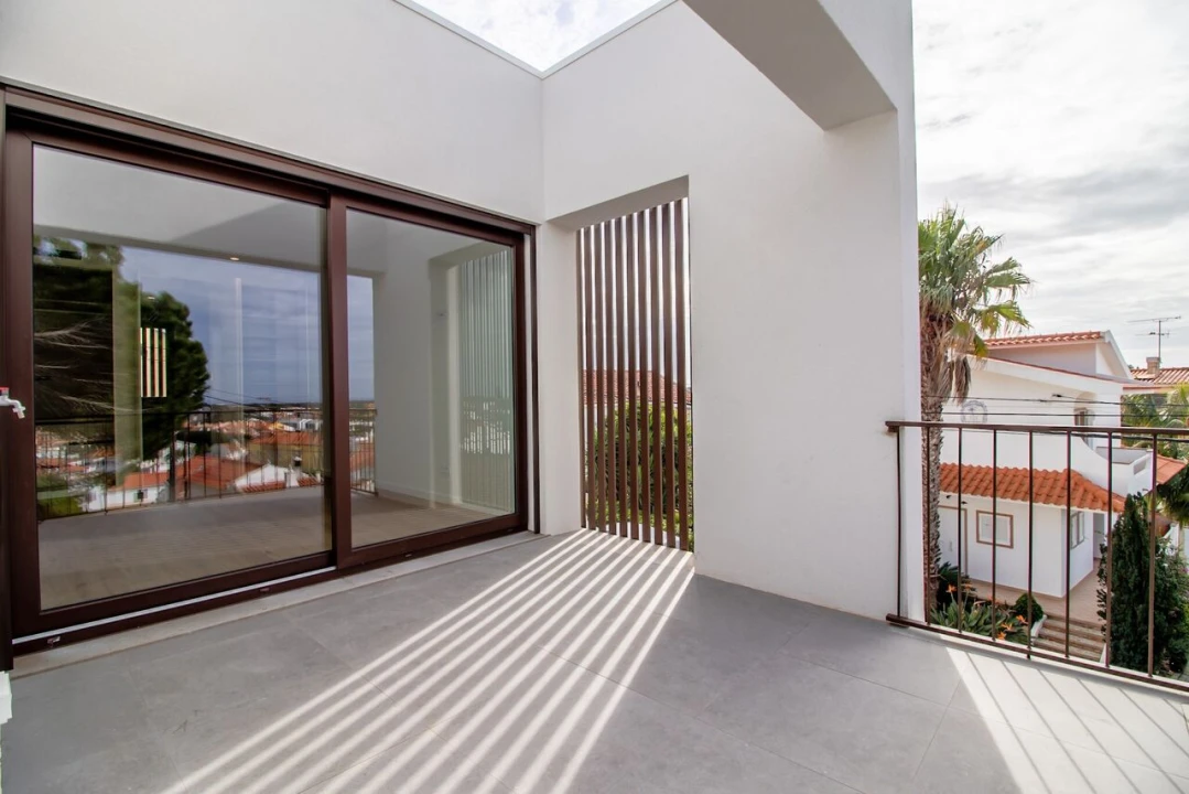 Moradia T3 para Venda em Alcabideche Foto 29