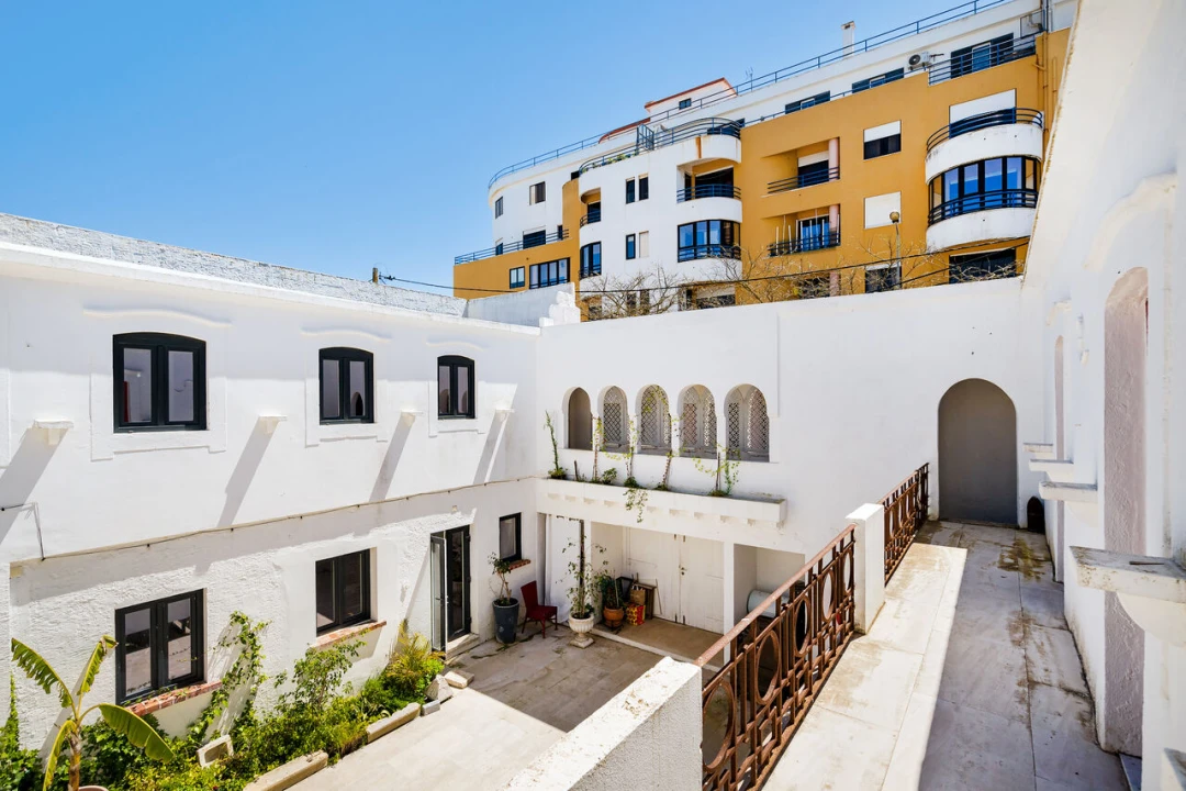 Moradia T10 para Venda em Costa da Caparica Foto 42