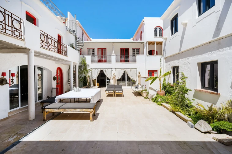 Moradia T10 para Venda em Costa da Caparica Foto 40