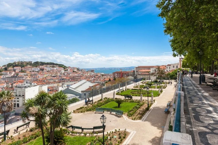 Apartamento T2 para Venda em Misericórdia Foto 16