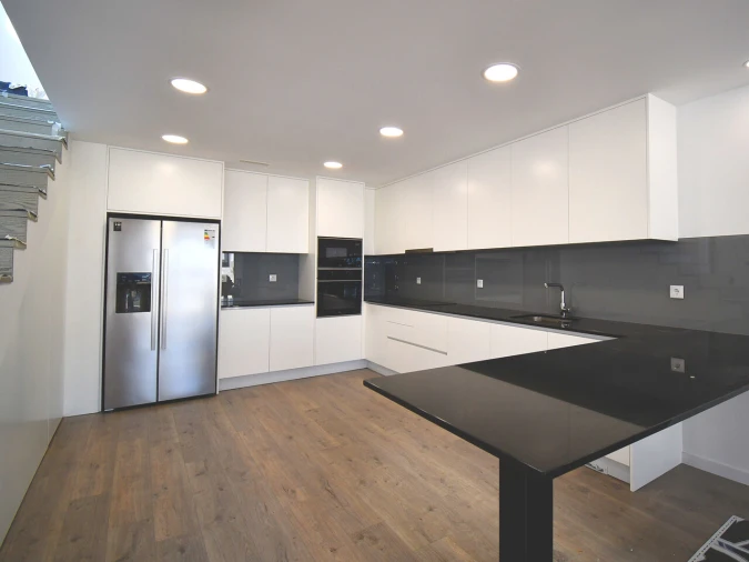 Moradia T4 para Venda em Ericeira Foto 6