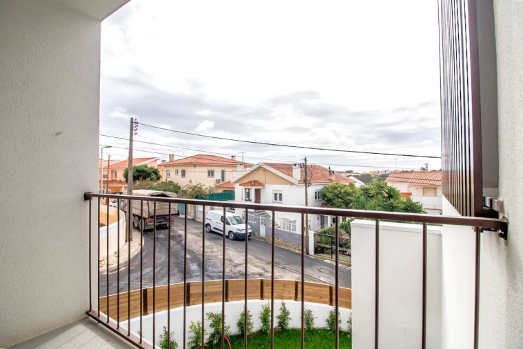 Moradia T3 para Venda em Alcabideche Foto 41