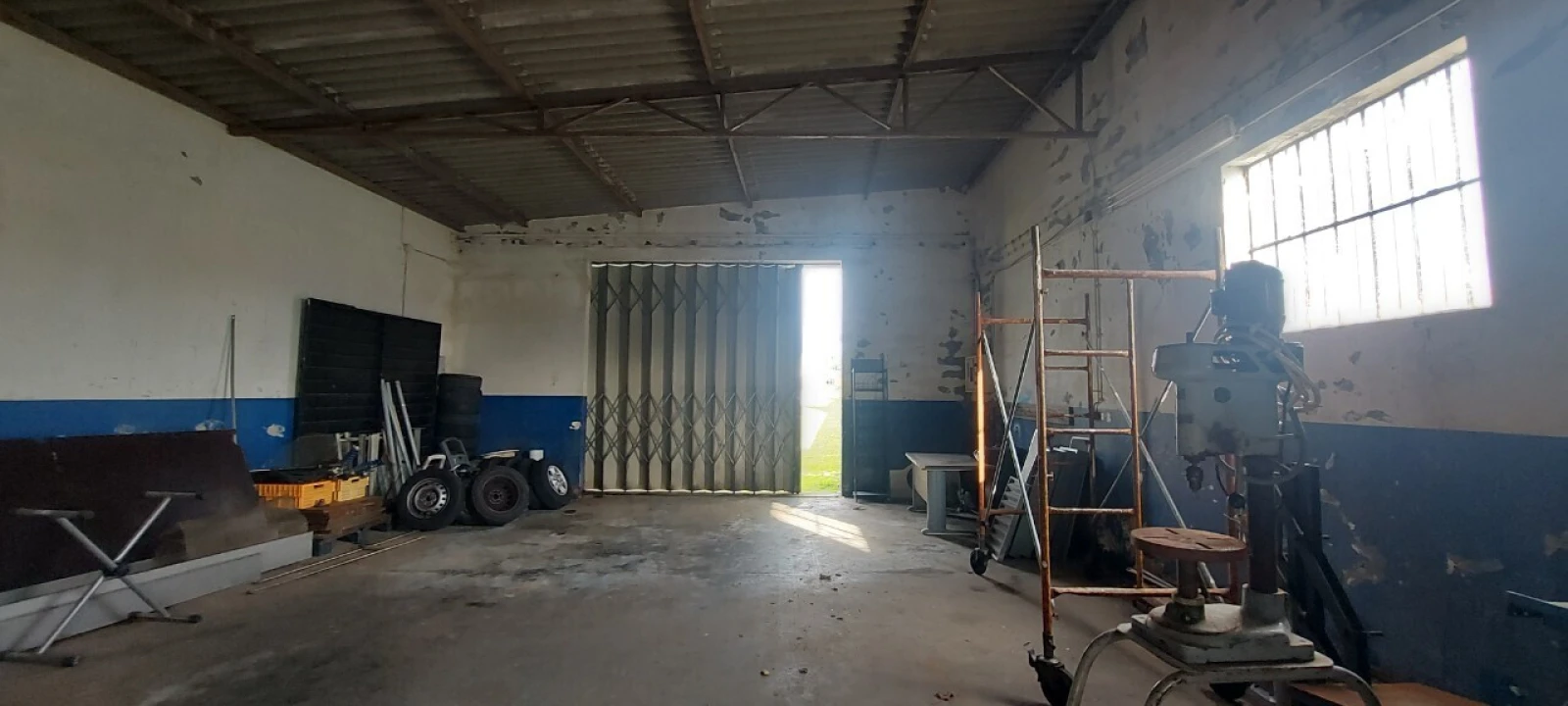 Armazém para Venda em Lavos Foto 3