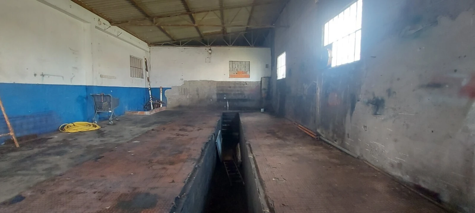 Armazém para Venda em Lavos Foto 4