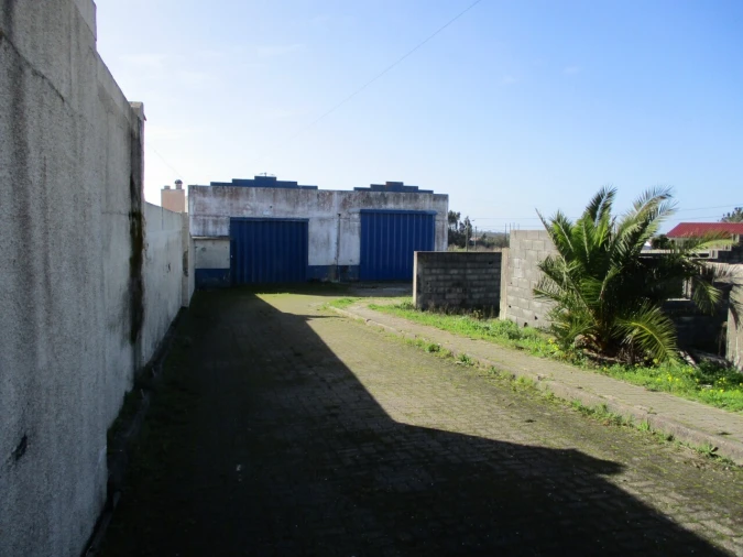 Armazém para Venda em Lavos