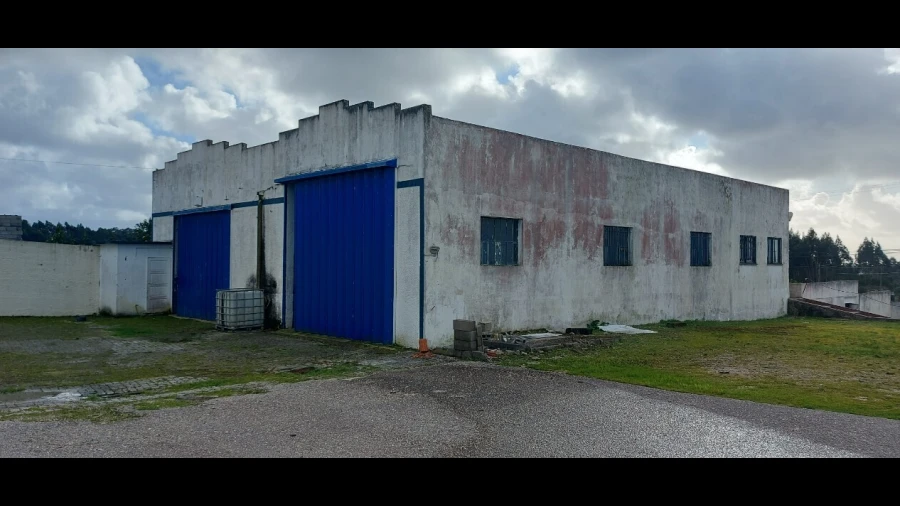 Armazém para Venda em Lavos