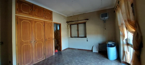 Moradia T8 para Venda em Barreiros e Cepões
