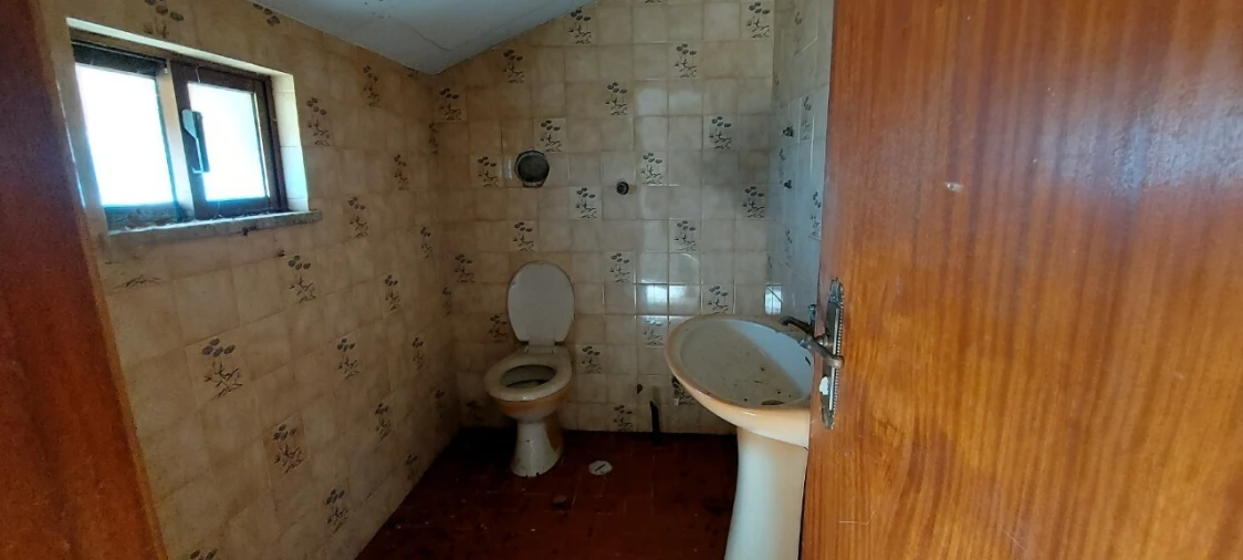 Moradia T8 para Venda em Barreiros e Cepões Foto 29