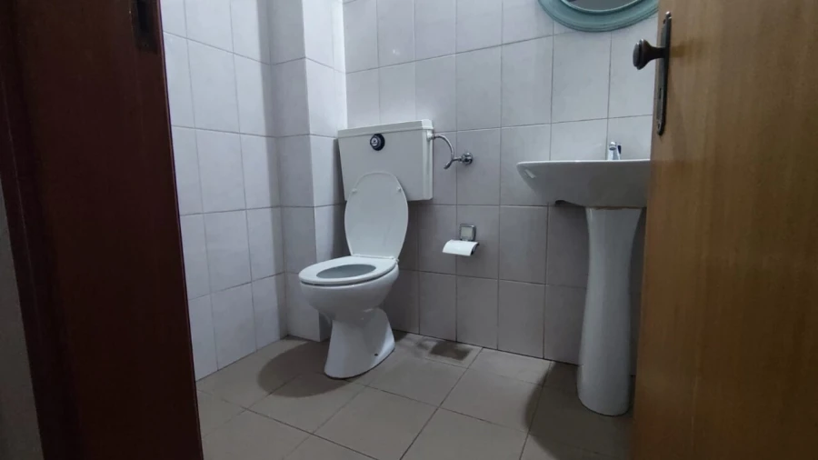 Loja para Venda em São João da Madeira Foto 10