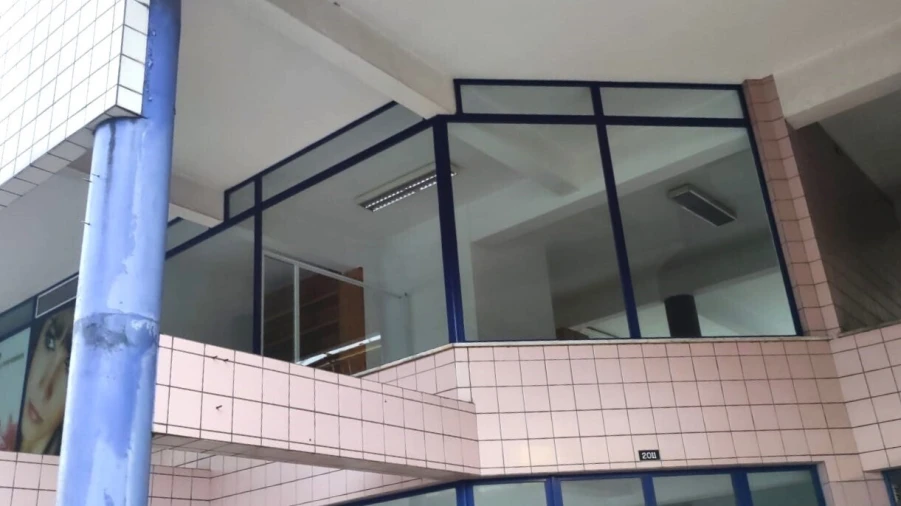 Loja para Venda em São João da Madeira Foto 14