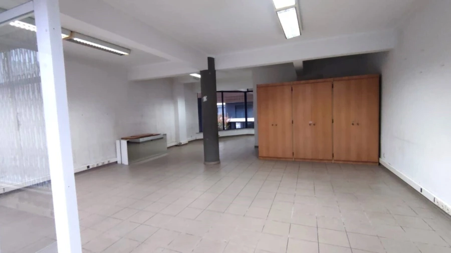 Loja para Venda em São João da Madeira Foto 8