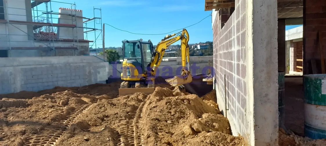 Moradia T4 para Venda em Vila de Cucujães Foto 7