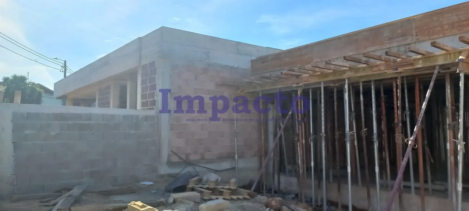 Moradia T4 para Venda em Vila de Cucujães Foto 8