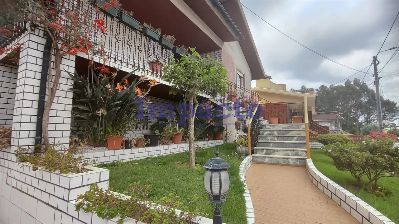 Moradia T3 para Venda em São Roque Foto 2