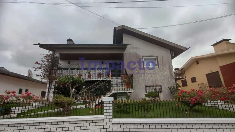 Moradia T3 para Venda em São Roque