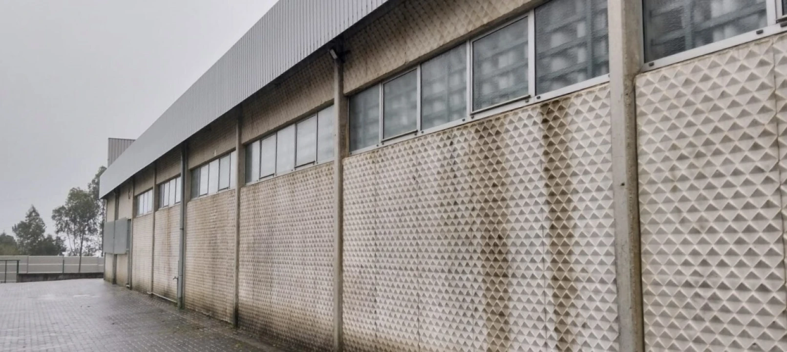 Armazém para Arrendamento em Escapães Foto 14