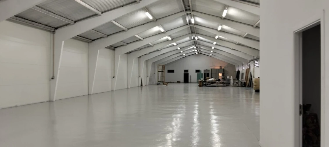 Armazém para Arrendamento em Escapães Foto 4