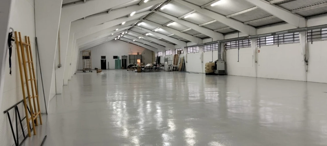 Armazém para Arrendamento em Escapães Foto 5