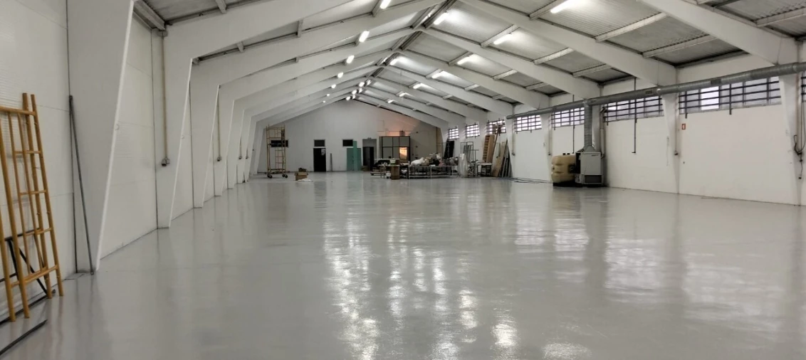 Armazém para Arrendamento em Escapães Foto 7